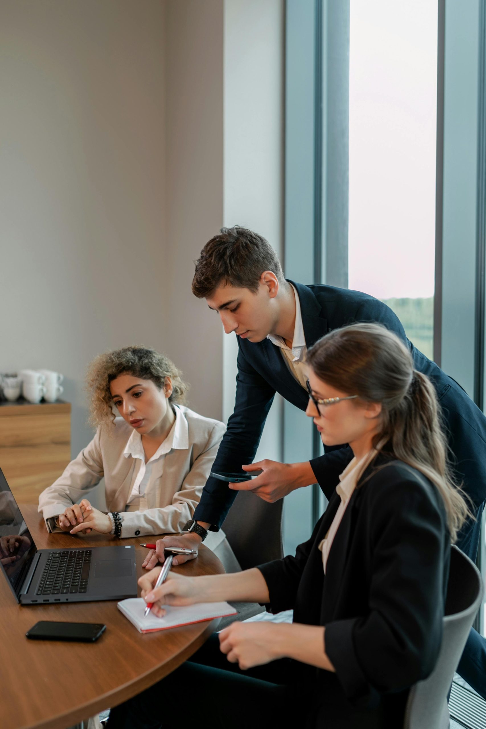 Business People in the meeting room Business-People-in-the-Meeting-Room