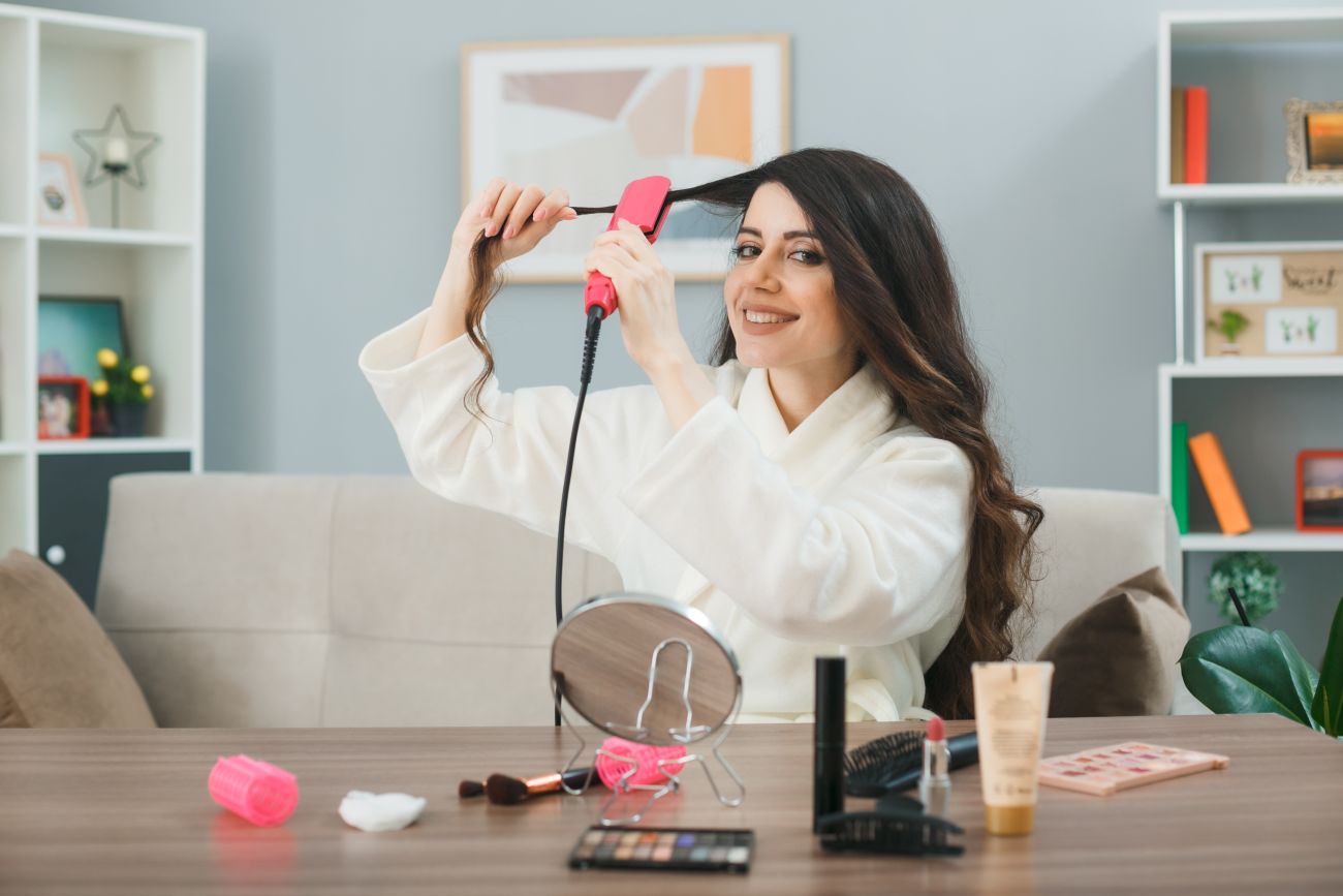 a-woman-smiling-and-getting-ready-at-workplace-table