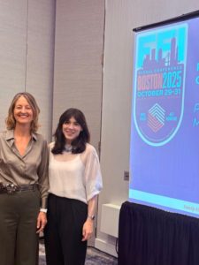 jennifer-east-at-an-event