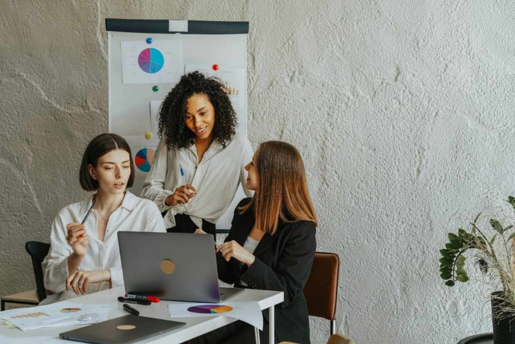 women-entrepreneurs-strategizing-venture-capital-funding