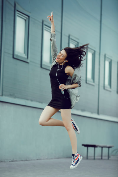 hipster-girl-portrait-street